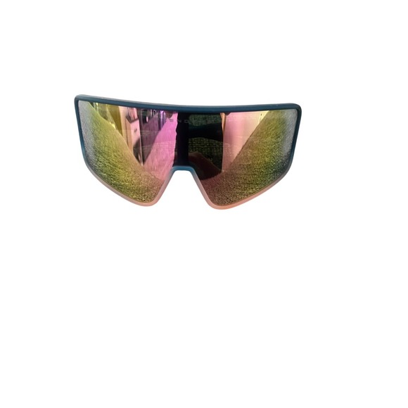 Blenders Destiny Love Polarized Shield Sunglasses Blue Pink Mirror Lens no case main image 11